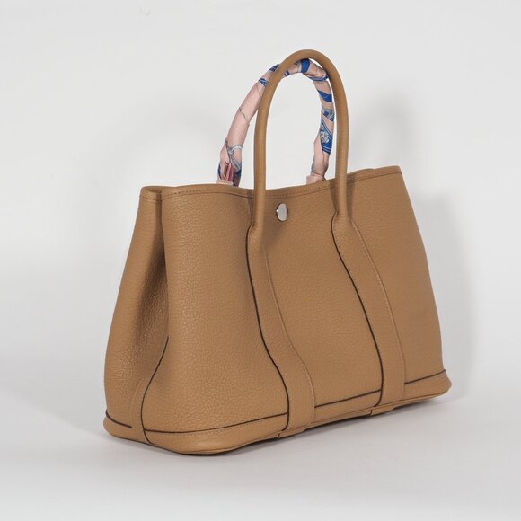 Hermès Garden Party 30 Gold Negonda Leather Tote with LV Twilly - Picture 5 of 14